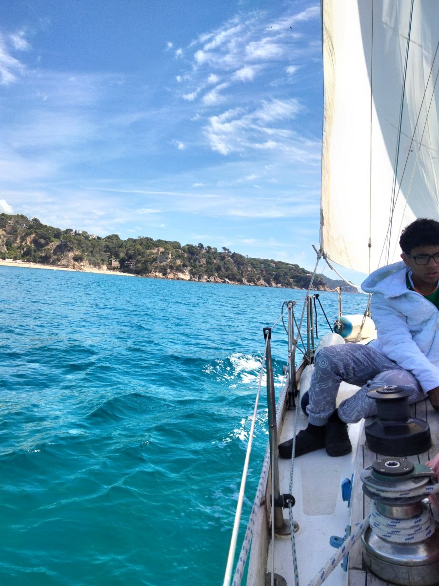 Genießen Sie einen Tag auf See von Palamós, Blanes oder Roses