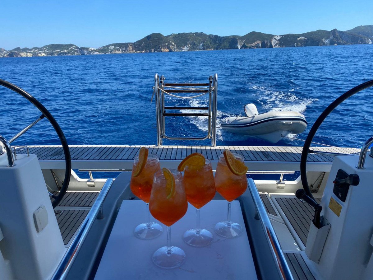 Viaggio in barca a vela lungo le isole Pontine