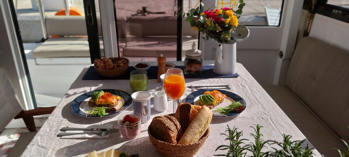 Weltumsegelung in einem luxuriösen Katamaran