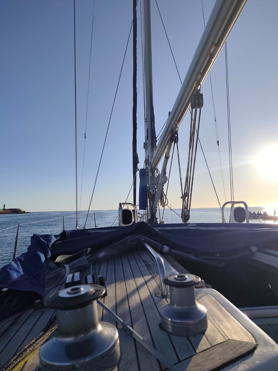 Aventura en velero por las aguas de Dénia