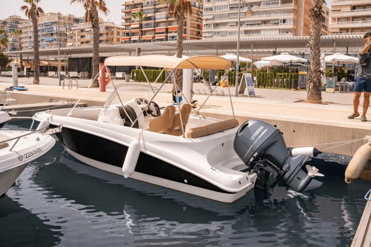 64c2aa4dd6a1e3.44514471