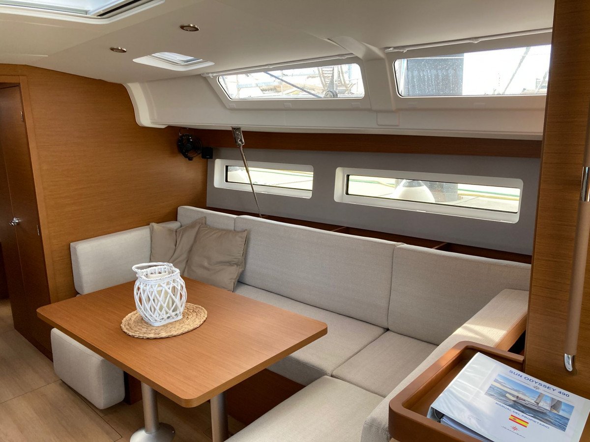 Sailboat - Jeanneau - 2021