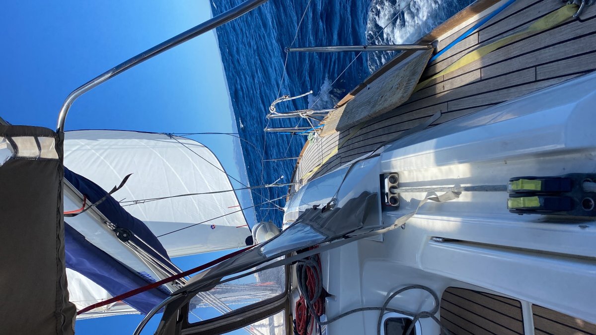 Explora la costa española en un viaje en barco