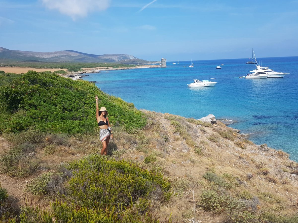 Learn to sail with professionals