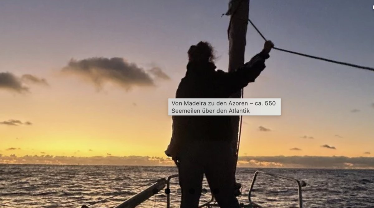 Barco de navegación en el Atlántico desde Madeira a las Azores
