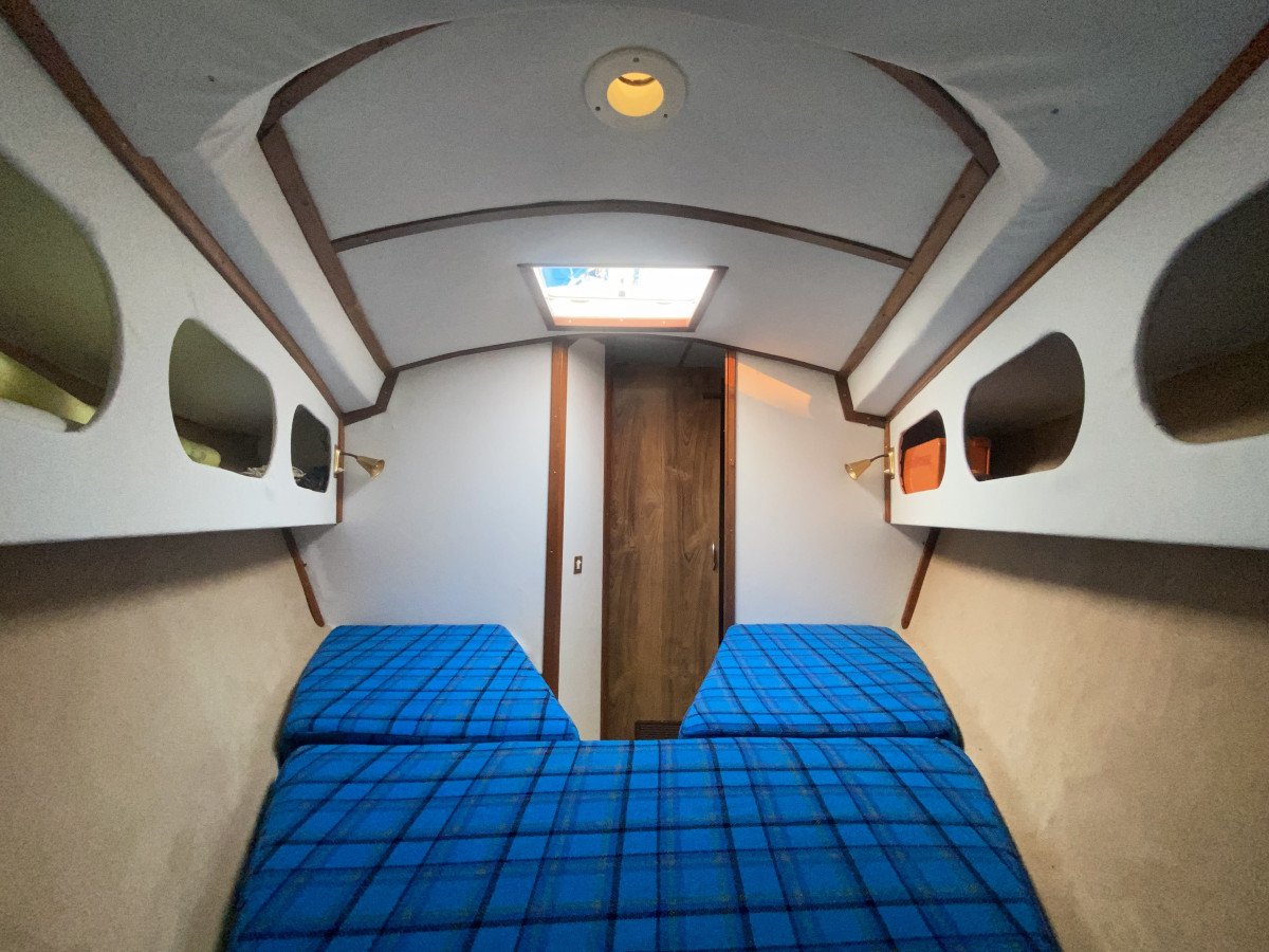 Velero - Marine Project - Moody 30