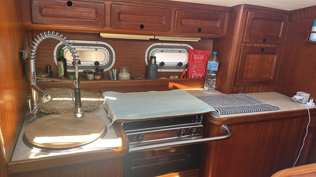 Bavaria Yachts - 12 metri