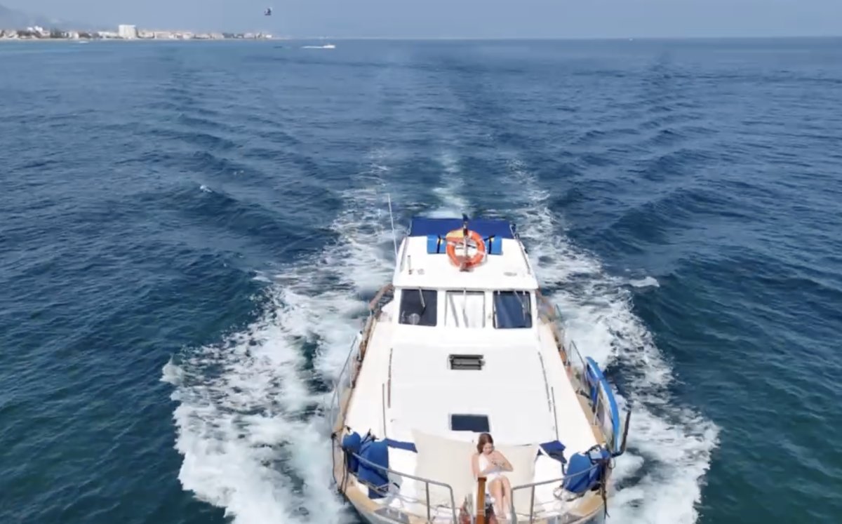 Explore Jávea in a 4-hour boat ride