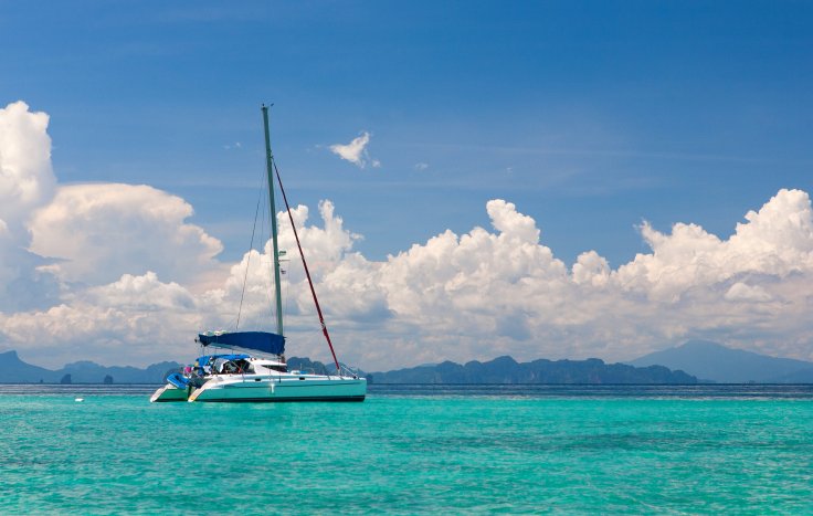 diez-ventajas-alquilar-catamaran