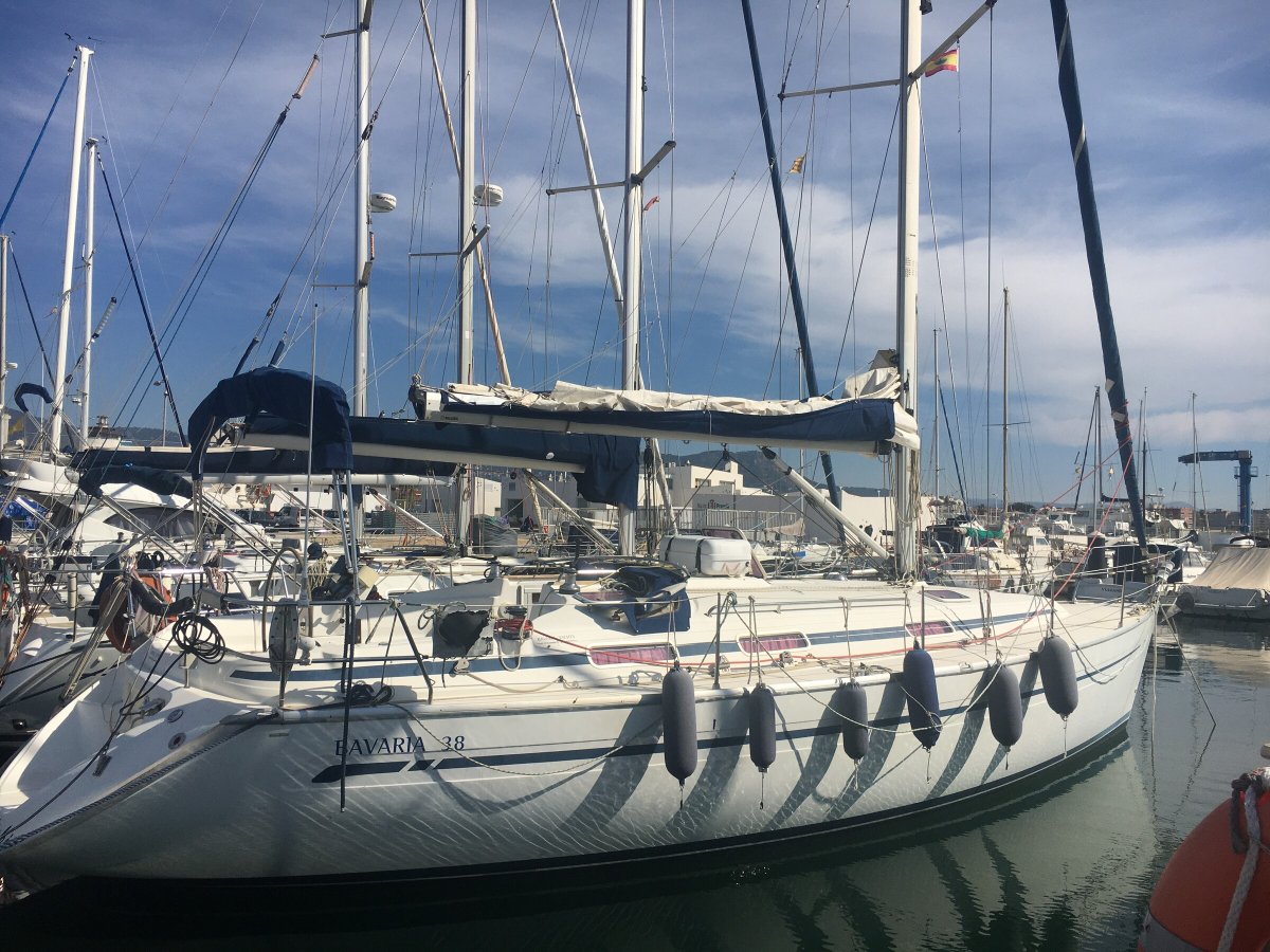 Impara a navigare su un veliero a Barcellona