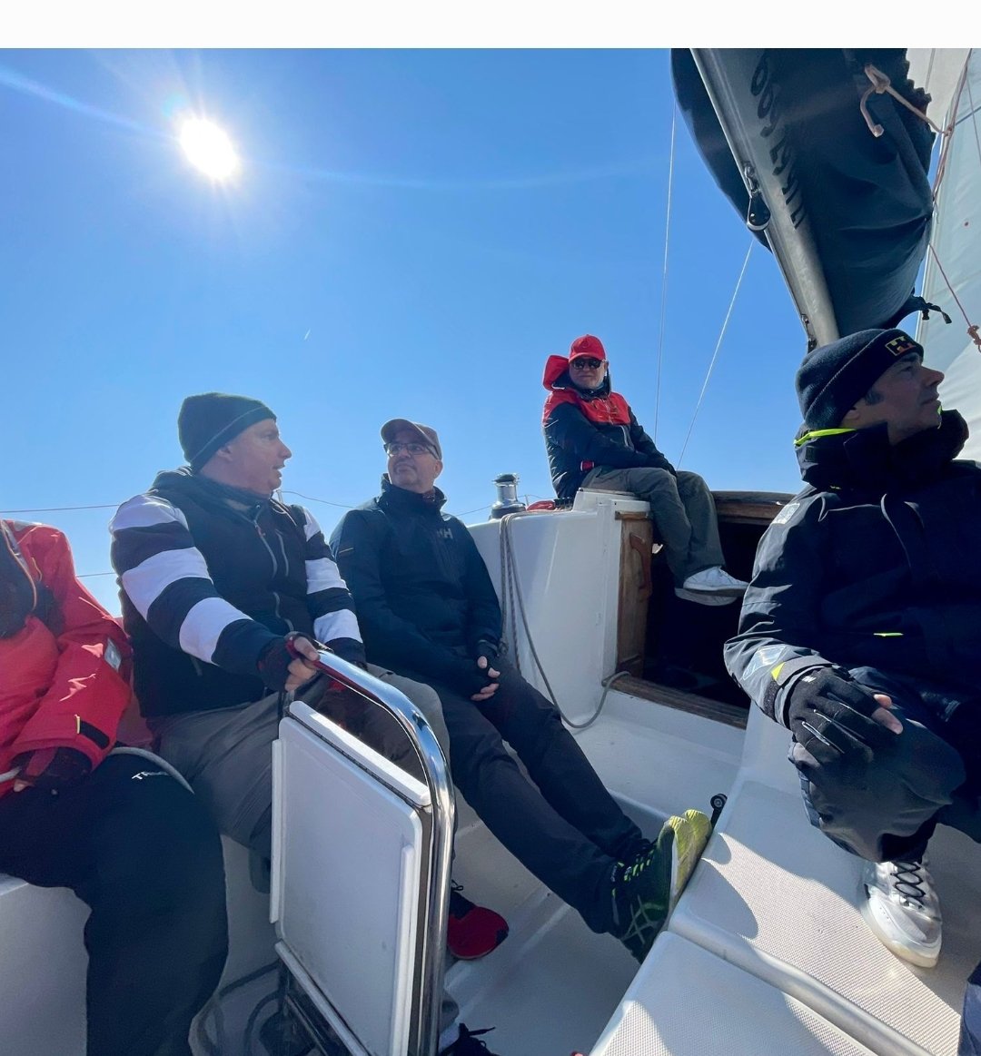 Learn to sail with professionals