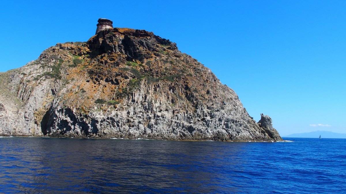 Wochenendausflug: Buchten und Trekking von Capraia.
