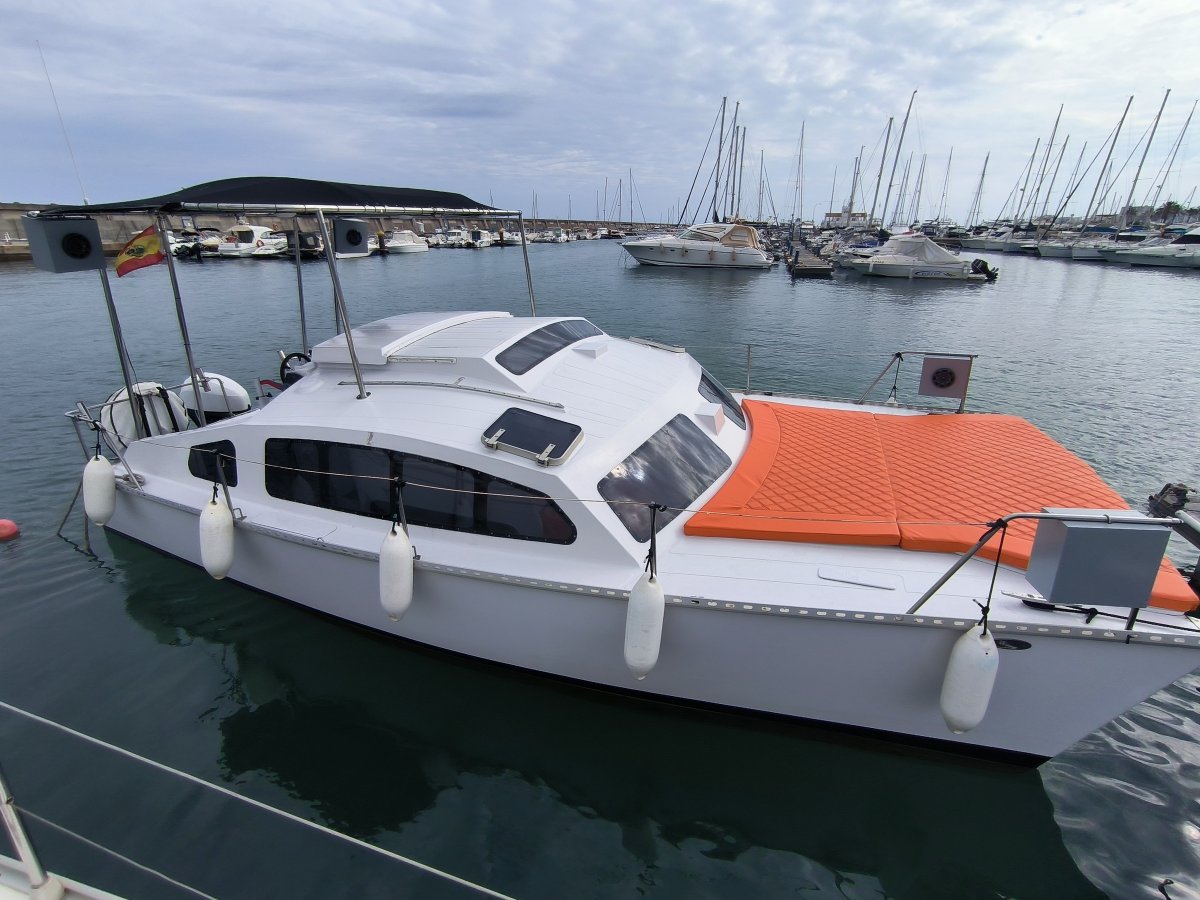 Katamaran - ACM - Naviplane 710