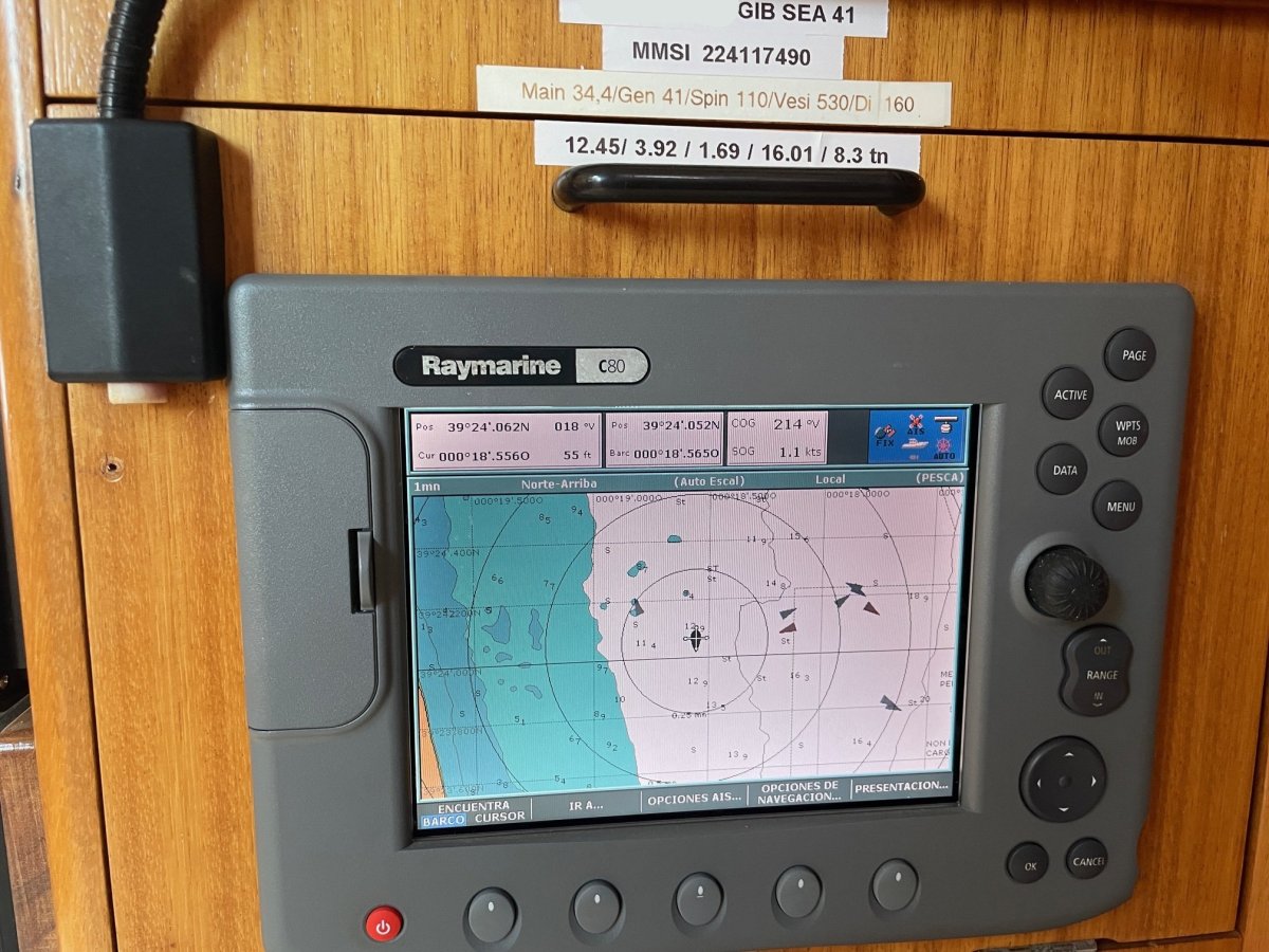 Viaje en barco de entrenamiento desde Valencia a Ibiza