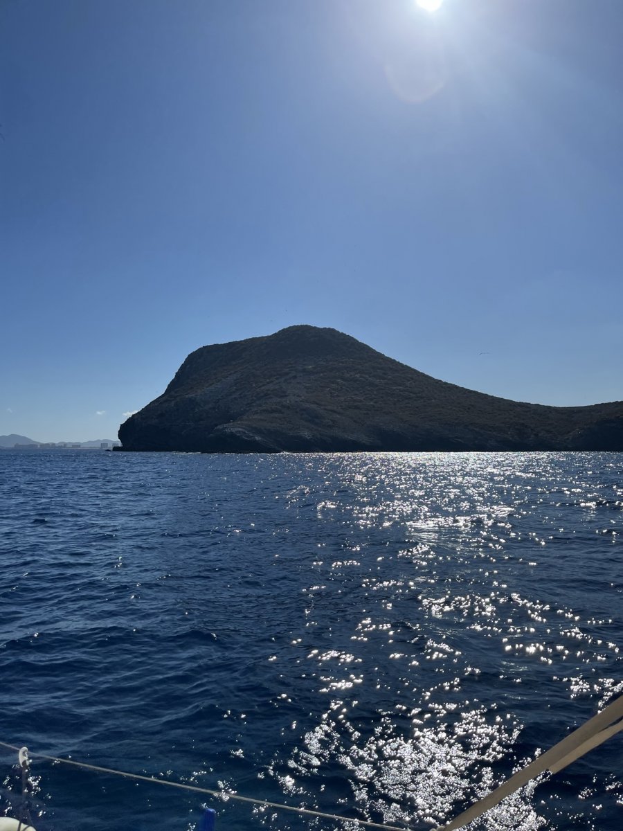 Goditi la bellezza naturale di Torrevieja dal mare