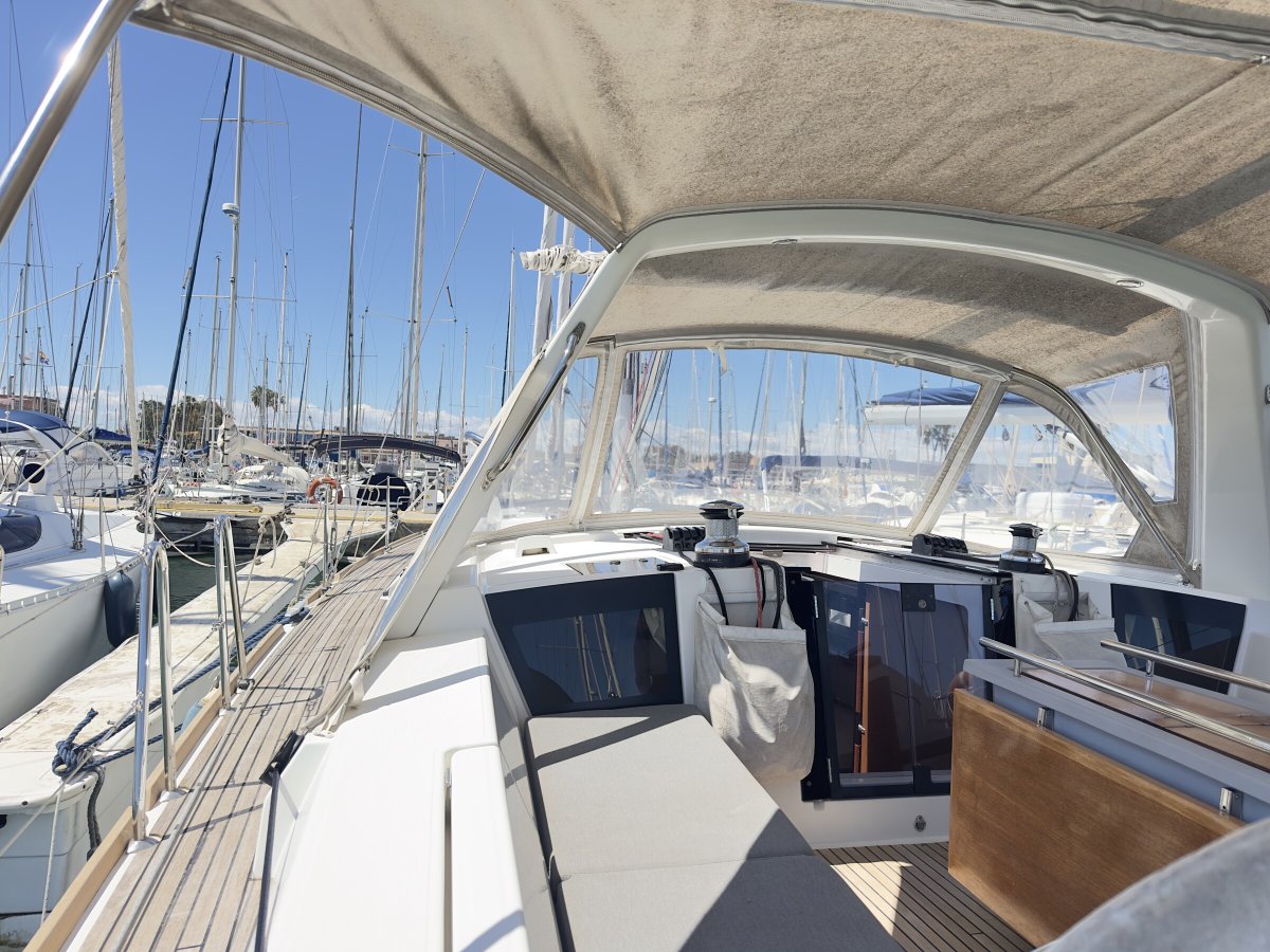 Exklusive Segeltour auf einem Segelboot von Valencia