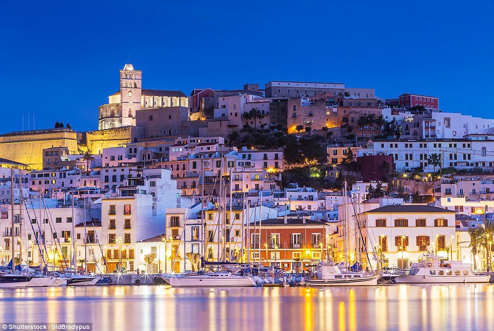 Sailing course near Ibiza