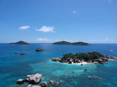 Crociera a vela alle Seychelles: due catamarani con cuoco a bordo