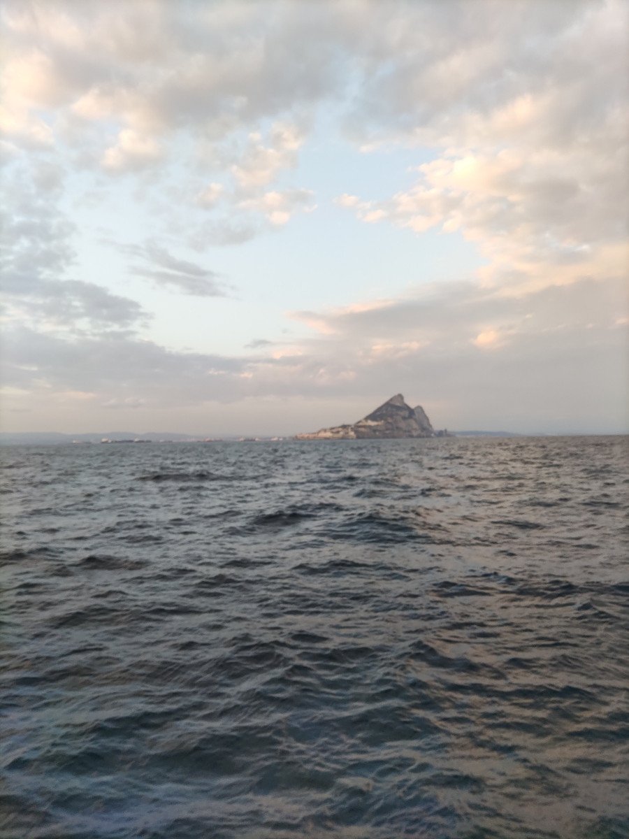 Learn offshore sailing with our advanced course