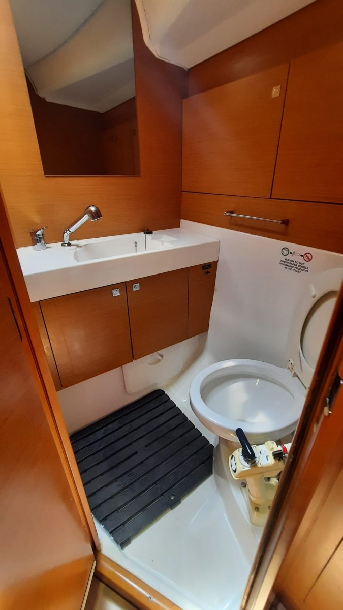 Jeanneau - 14.98 meters