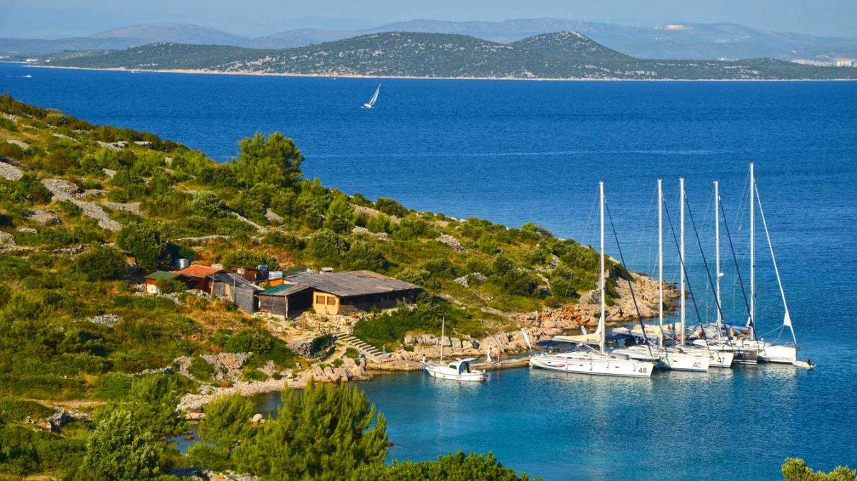 boat trip coast croatia