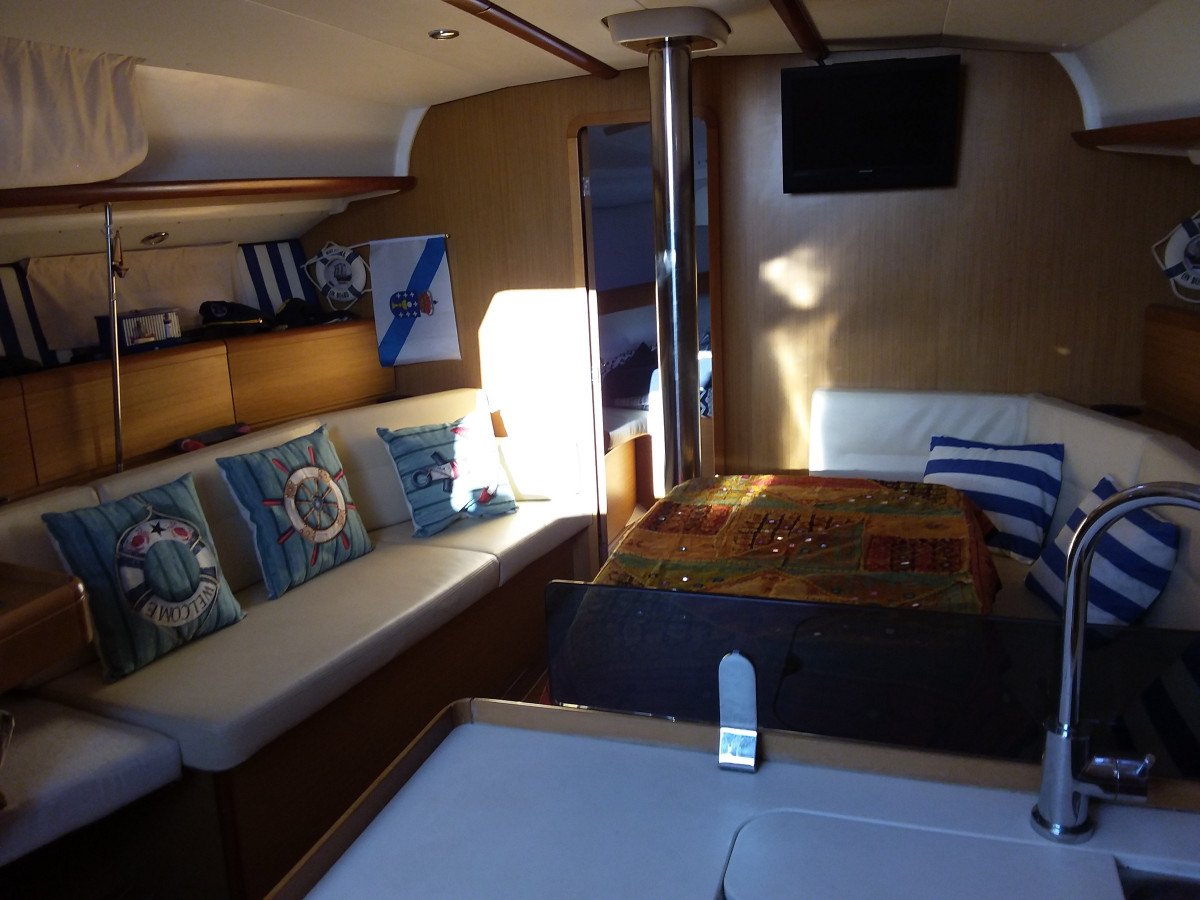 Aprender a navegar en la hermosa Ría de Pontevedra