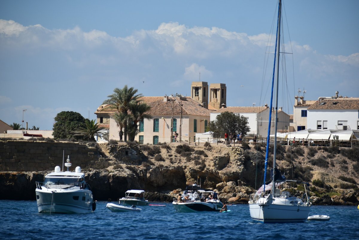 Sailing boat in Santa Pola, heading to Tabarca