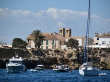 Sailing boat in Santa Pola, heading to Tabarca