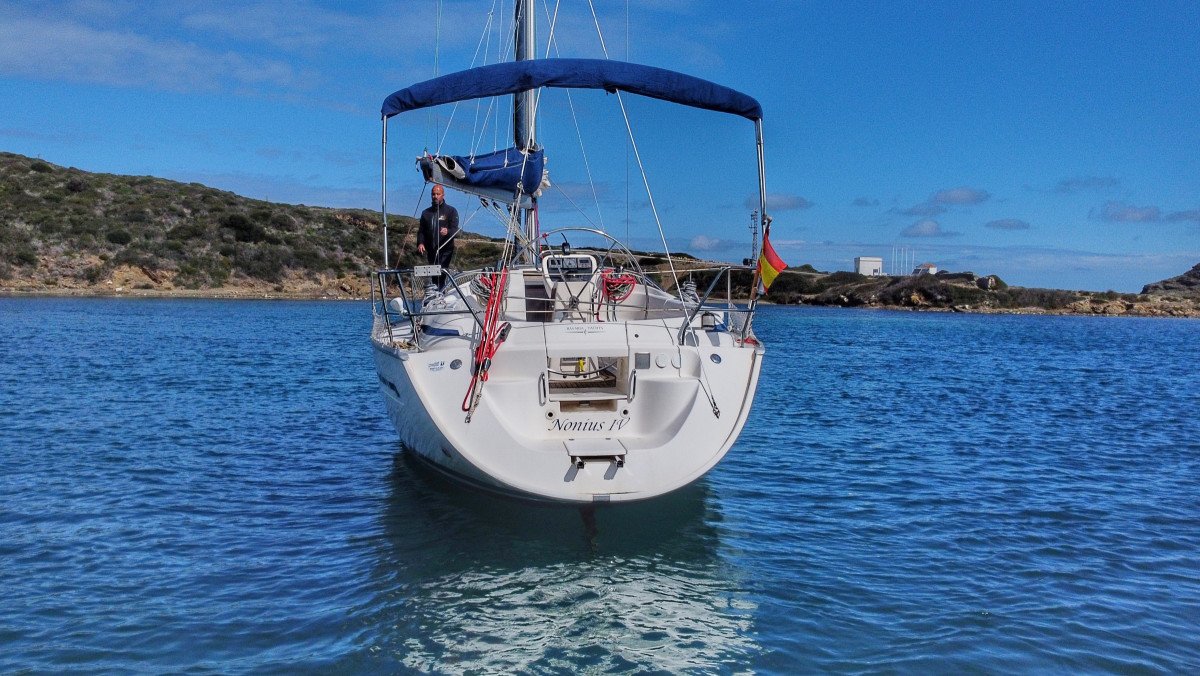 Learn to Sail in Menorca: Sailing Courses for All Levels