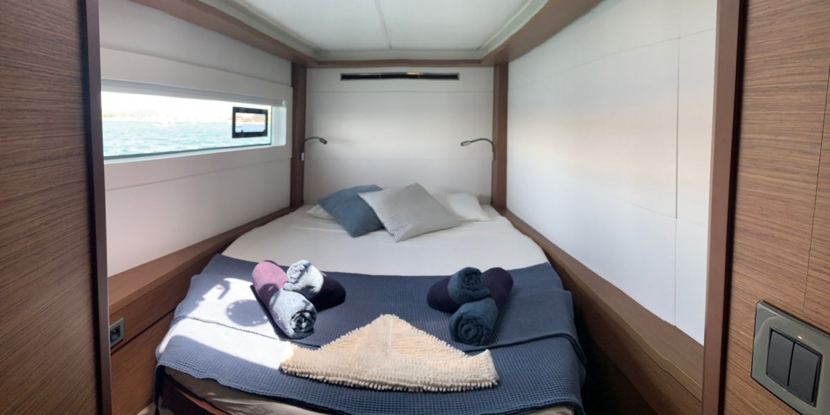 Erkunden Sie Ibizas Strände und Buchten von unserem Lagoon 46 Katamaran