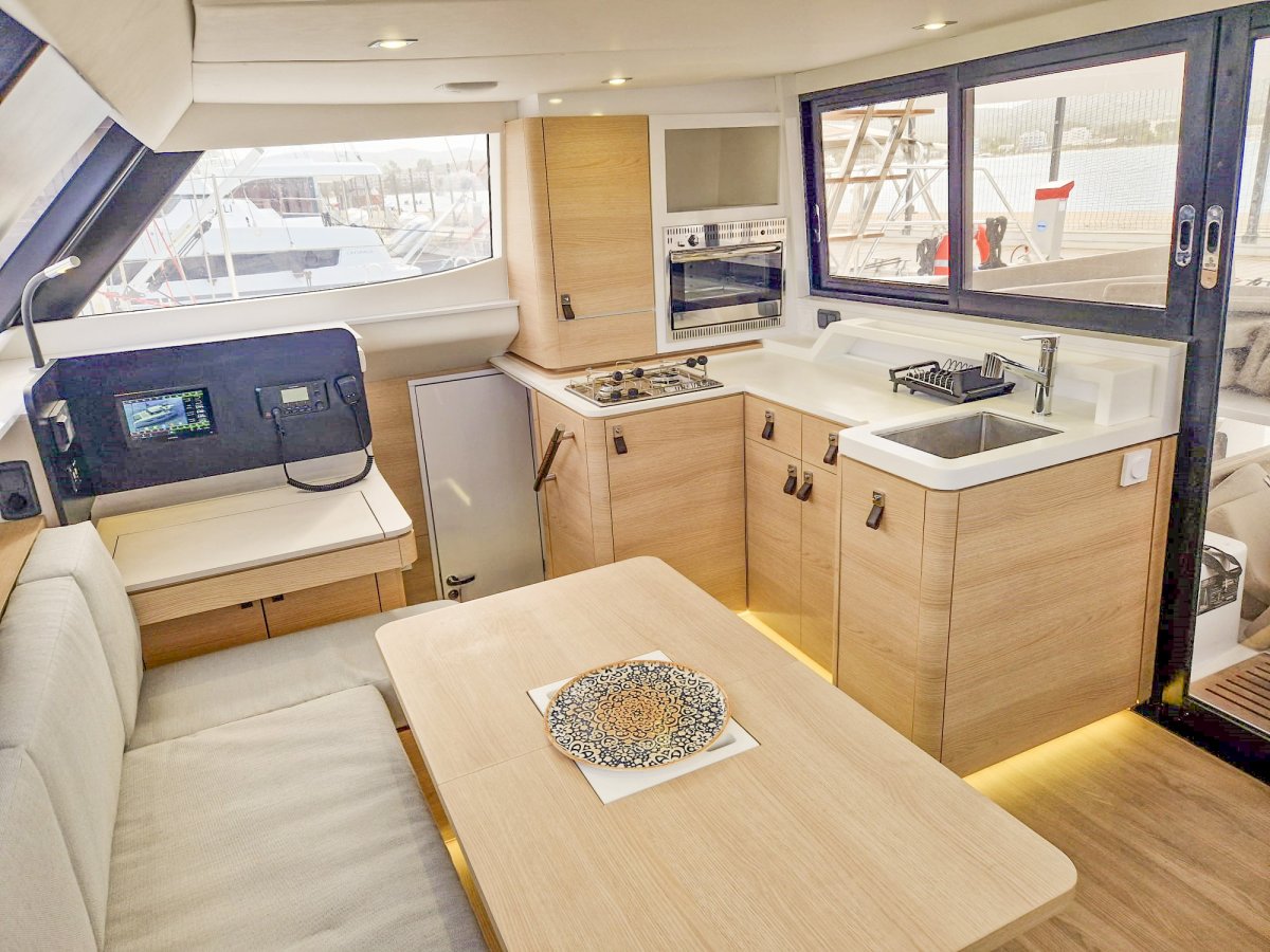 Aventura Yachts - 10 people