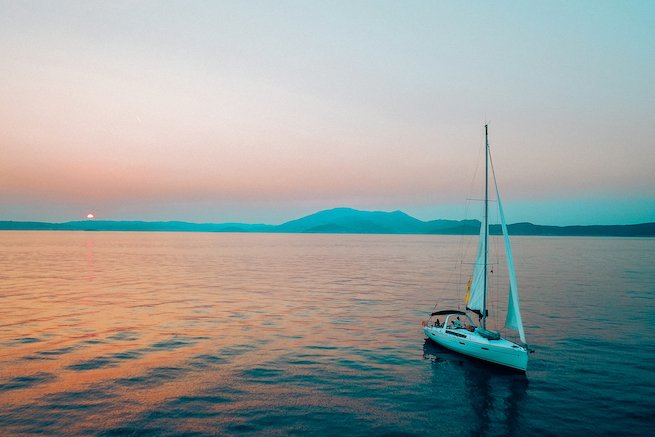 Verbessern Sie Ihre Segelfähigkeiten mit unserem Skippertrainingskurs in Trogir, Kroatien