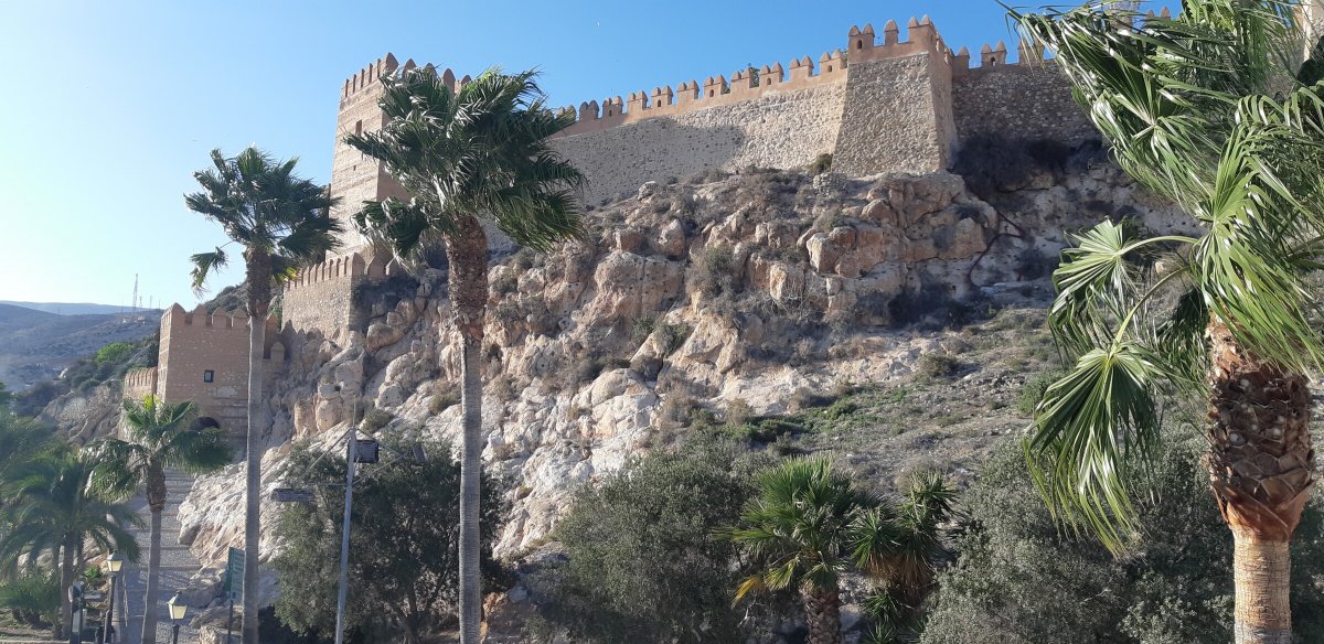 Viaje en barco por el mar: ¡8 días de diversión!